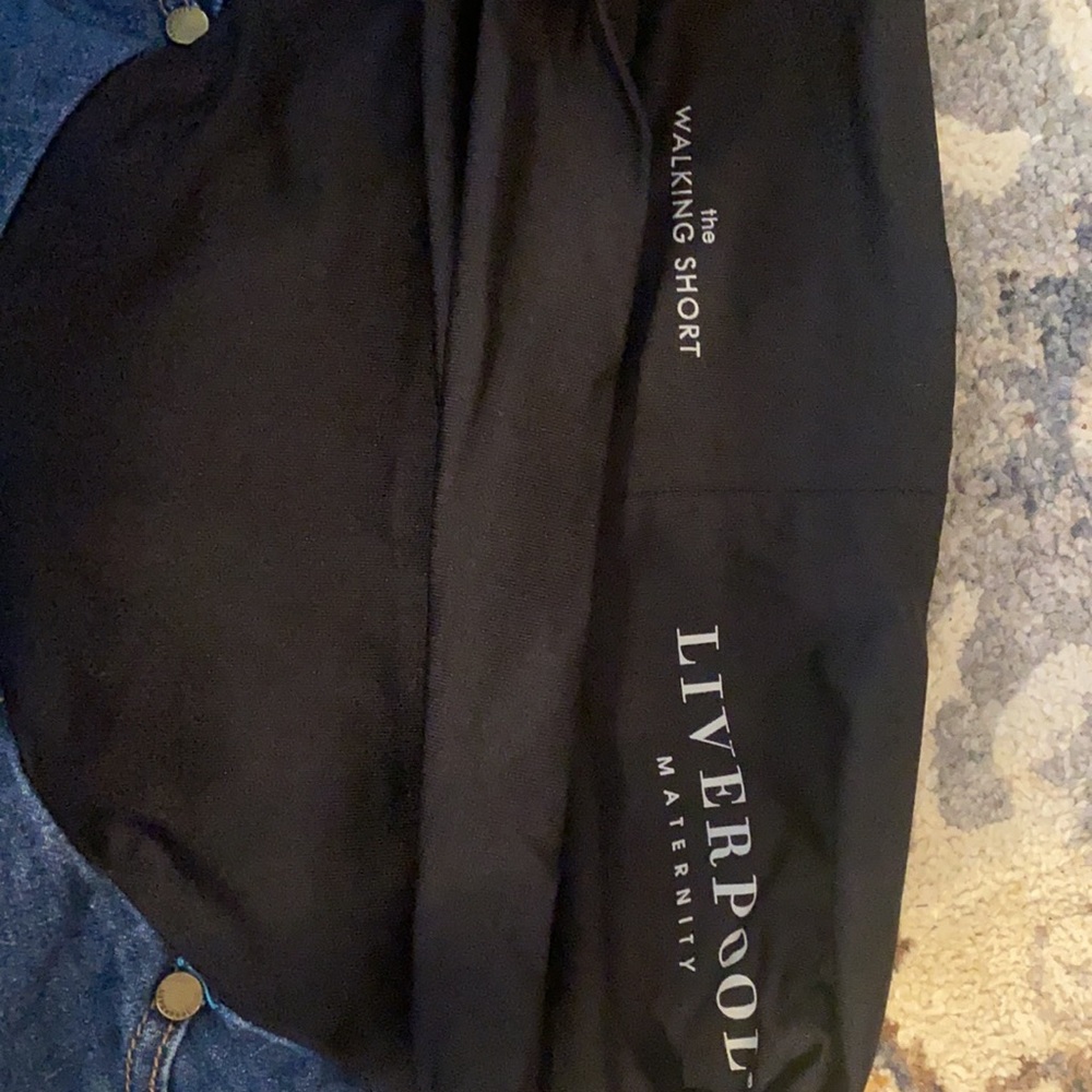 Liverpool stitch fix maternity shorts - Picture 2 of 3